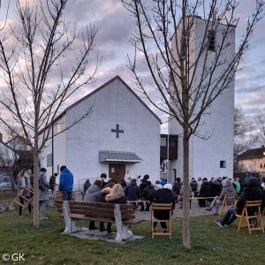 Osterjubel vor der Johanneskirche (4.4.2021)