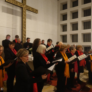 Der Evangelische Kirchenchor beim Adventskonzert 2022  in der Johanneskirche in Bruckmühl